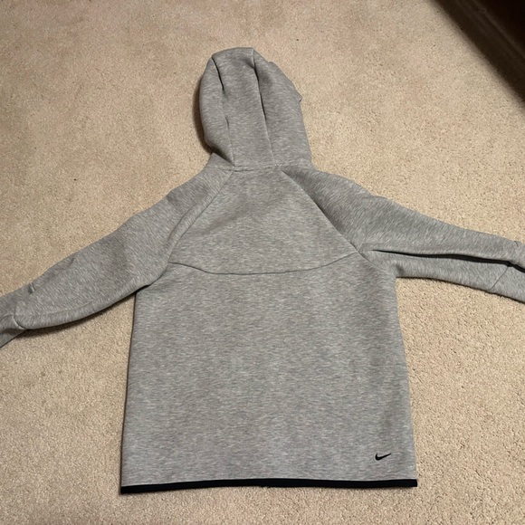 Nike Boys' Tech Fleece Full-Zip Sweatshirt - Picture 3 of 3